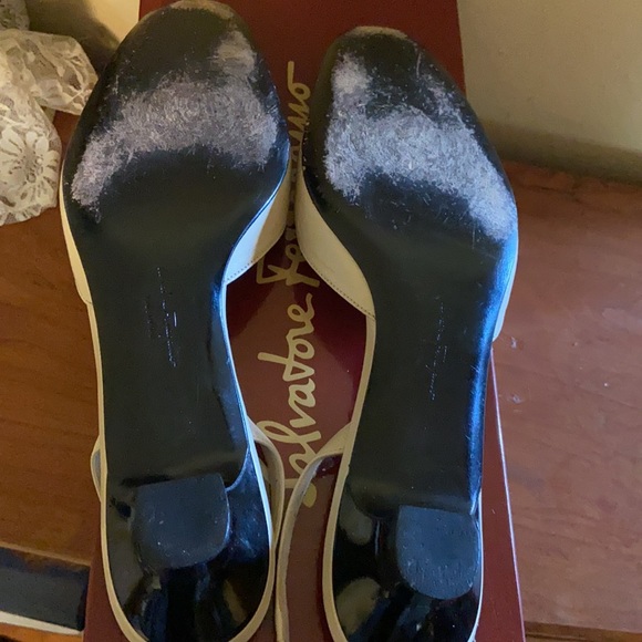 Salvatore Ferragamo used shoes - Picture 5 of 8